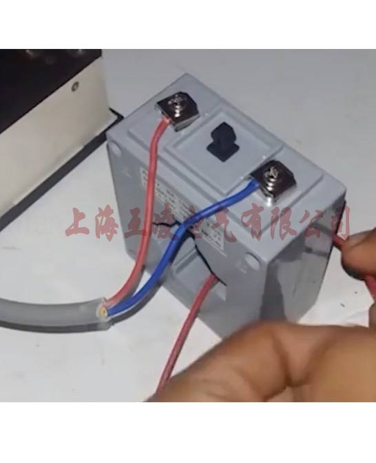 BH-0.66電(dian)流互感器(qi)實物(wù)接線(xiàn)
